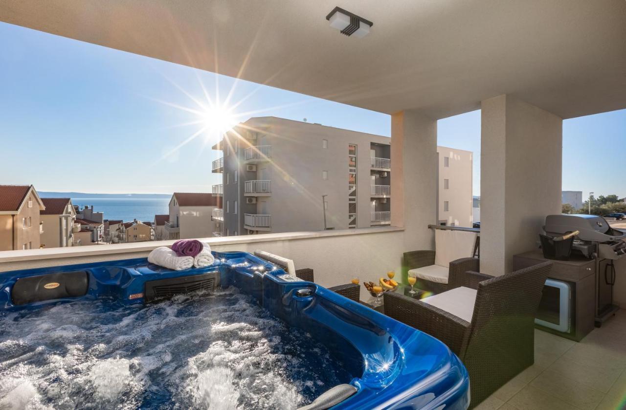 Luxury Apartman Sky With Sea View And Whirlpool Makarska Exterior photo