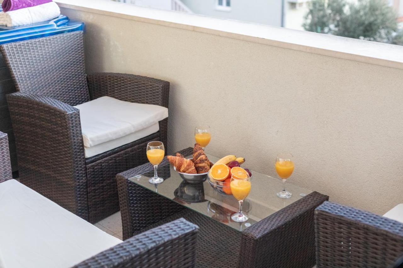 Luxury Apartman Sky With Sea View And Whirlpool Makarska Exterior photo